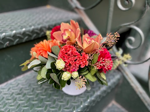 Elevate Your NYC Event with Cocktail Flower Arrangements