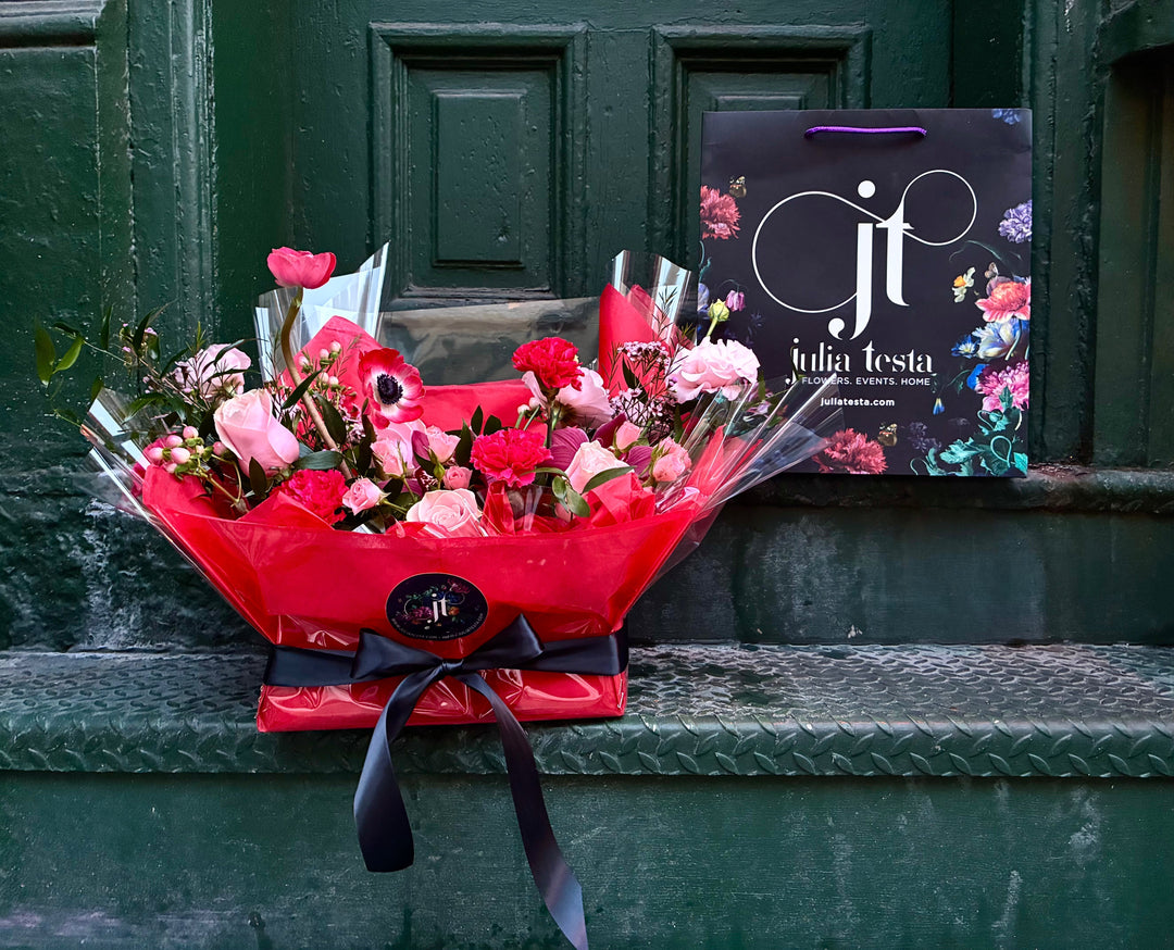 Valentine’s Day Add-Ons: Thoughtful Details That Make the Gift