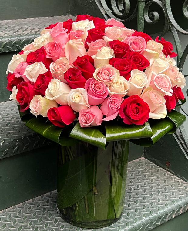 Valentine’s Day 100 Mixed Roses